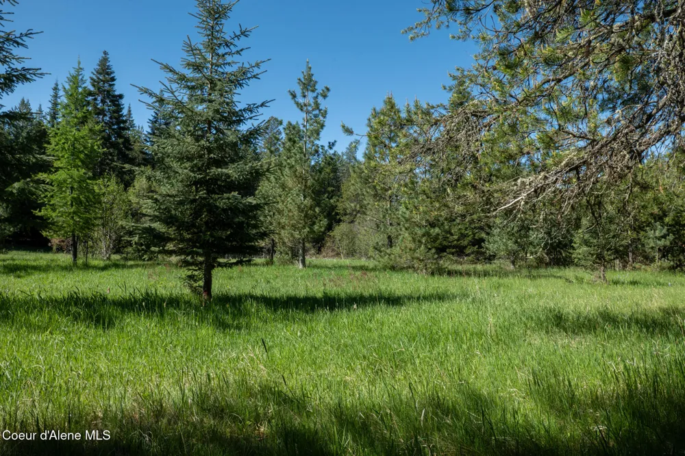 1201 Robinson Drive Priest River, ID 83856