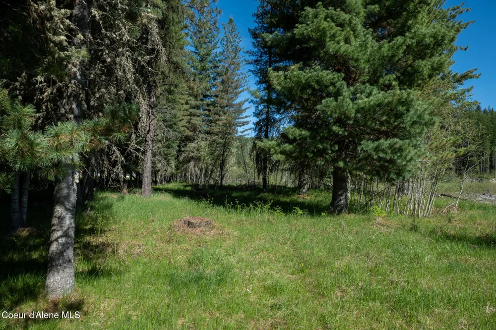 1201 Robinson Drive Priest River, ID 83856