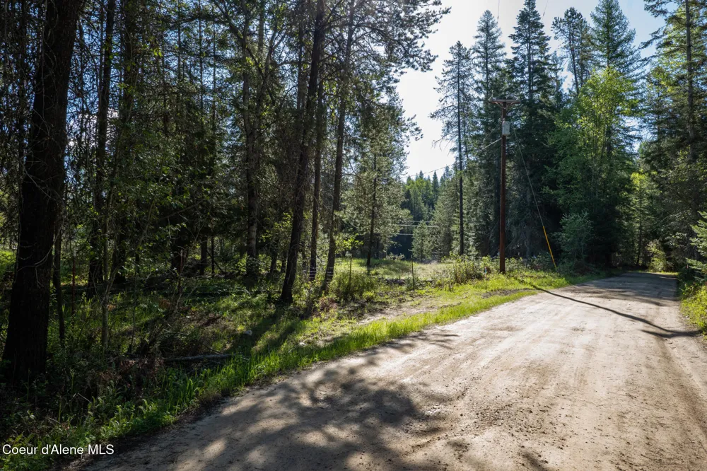 1201 Robinson Drive Priest River, ID 83856