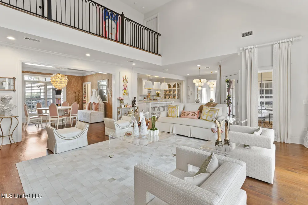 712 S Chickasaw Drive Flowood, MS 39232