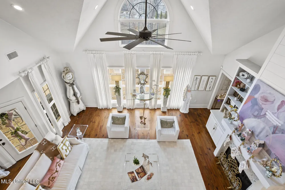 712 S Chickasaw Drive Flowood, MS 39232