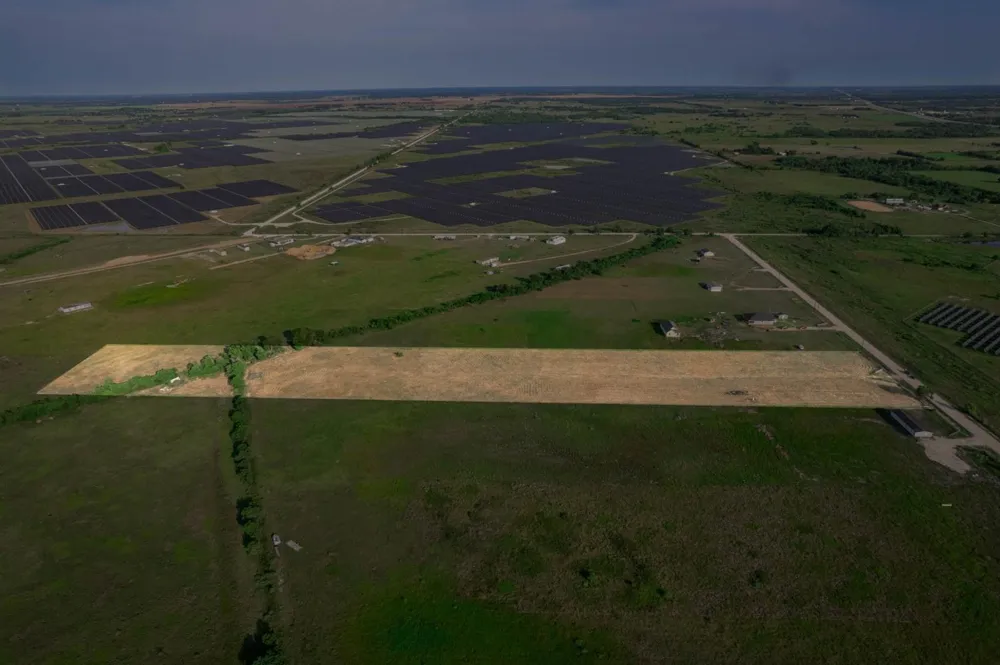 Wolfgang Road Guy, TX 77444