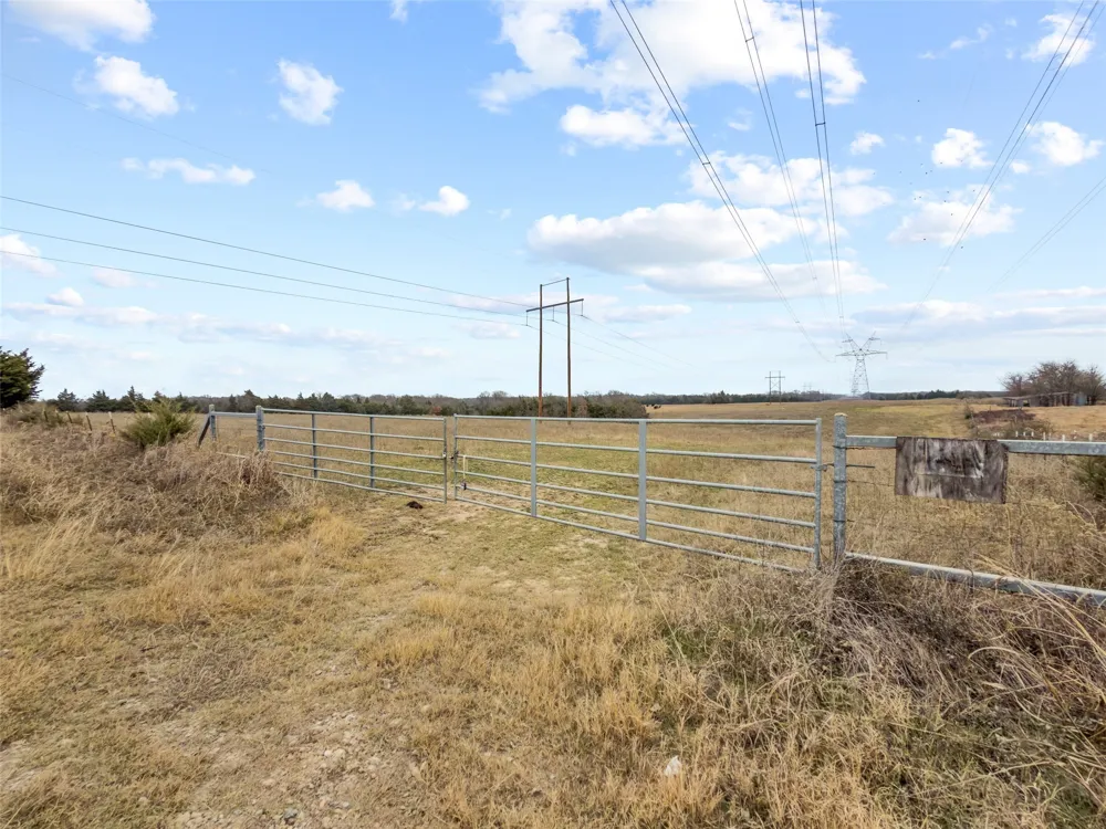 County Road 1255 Savoy, TX 75479