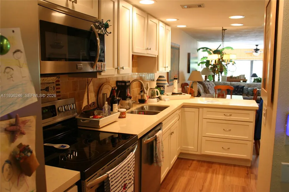 87200 Overseas Hwy #N2 Plantation Key, FL 33036