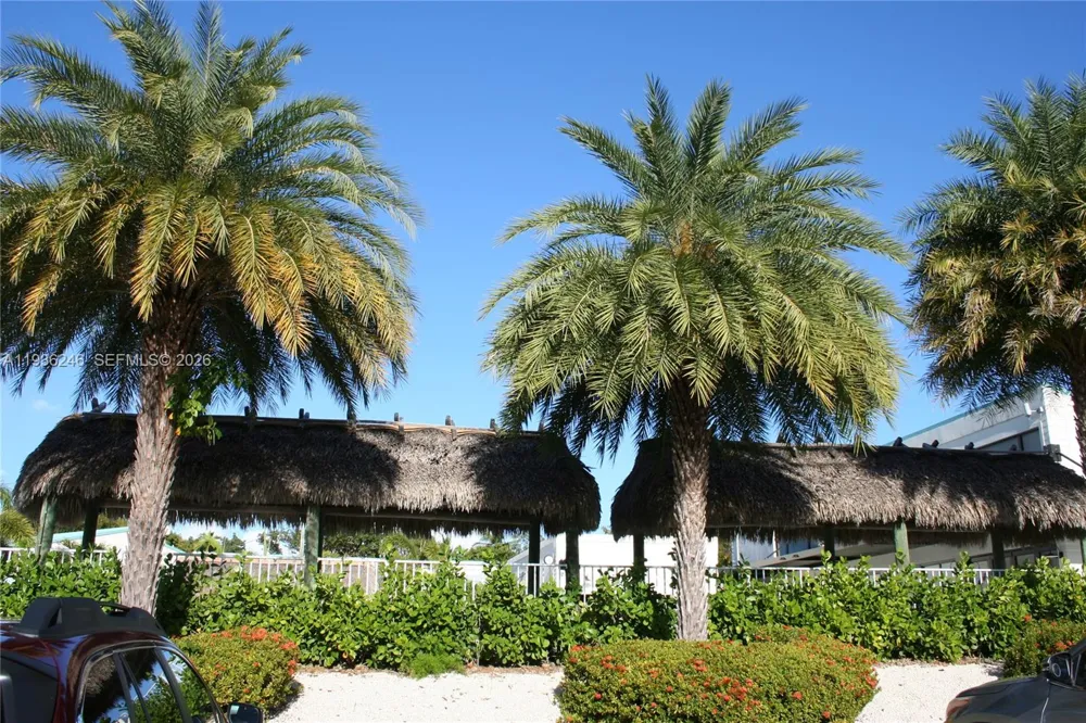 87200 Overseas Hwy #N2 Plantation Key, FL 33036