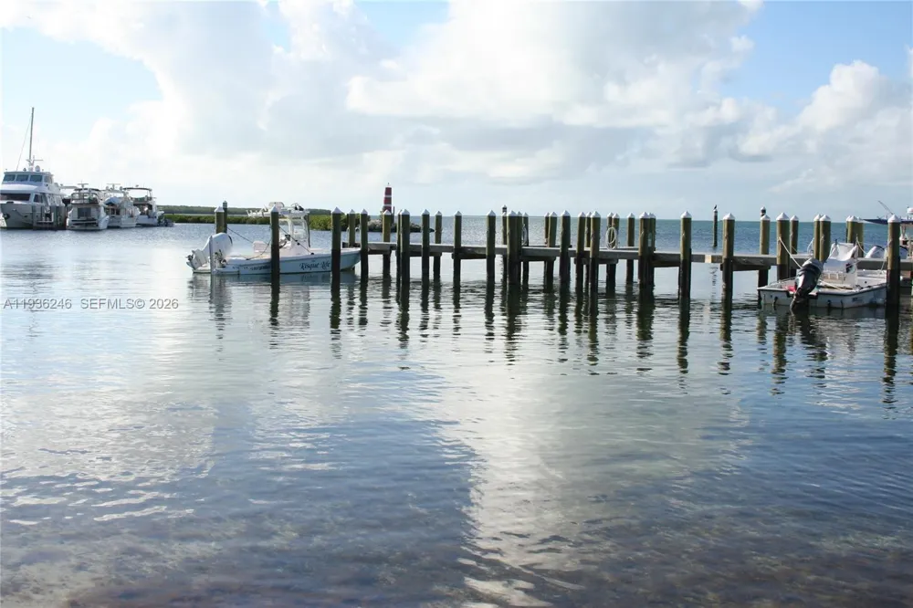 87200 Overseas Hwy #N2 Plantation Key, FL 33036