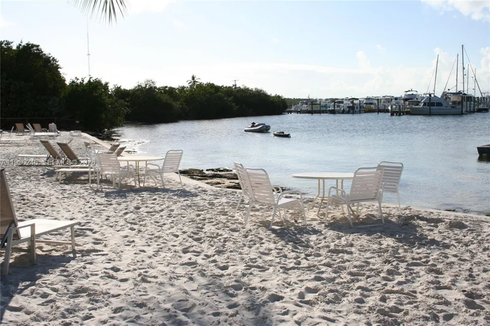 87200 Overseas Hwy #N2 Plantation Key, FL 33036