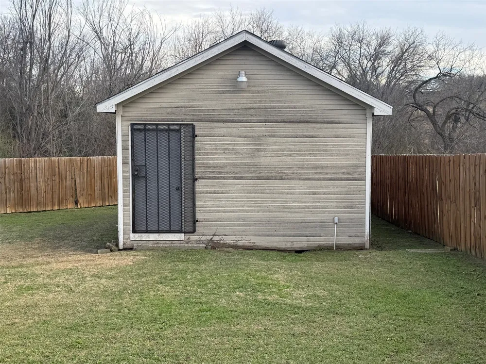 3240 Valley Forge Trail Forest Hill, TX 76140