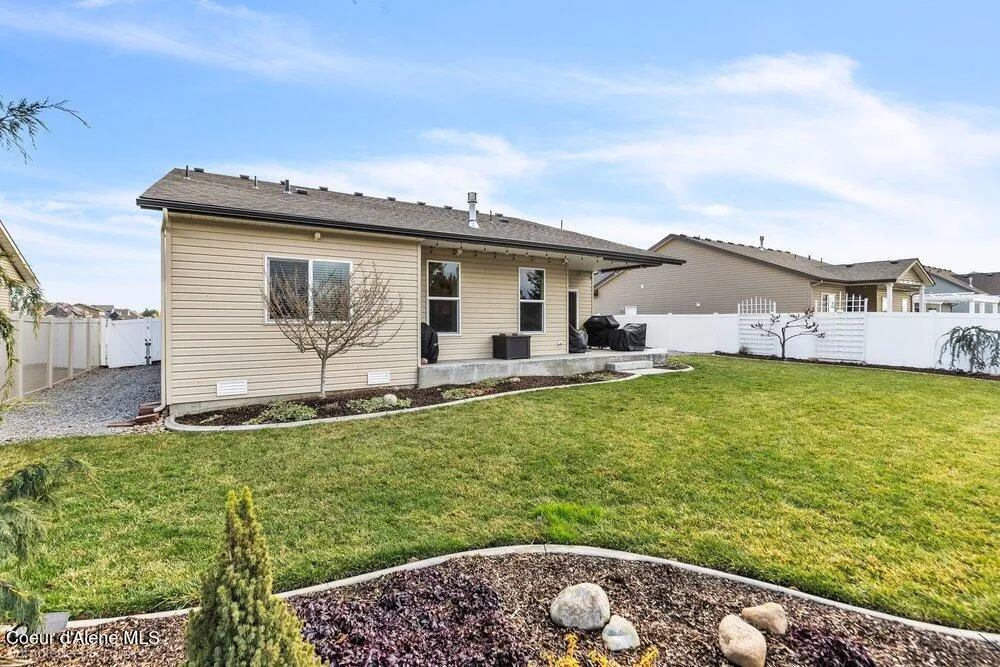 8557 Scotsworth Street Post Falls, ID 83854