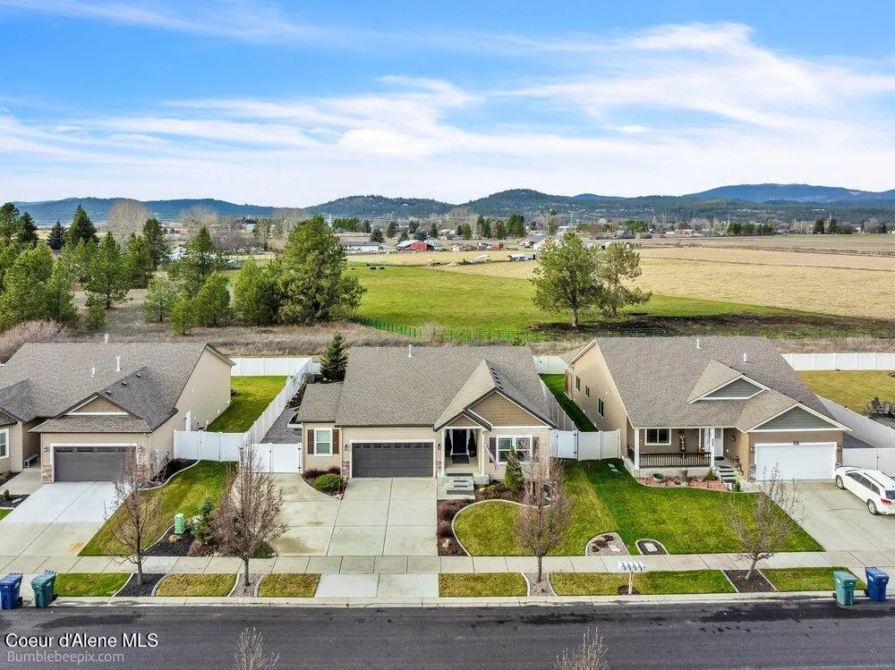 8557 Scotsworth Street Post Falls, ID 83854