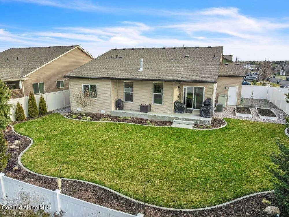 8557 Scotsworth Street Post Falls, ID 83854