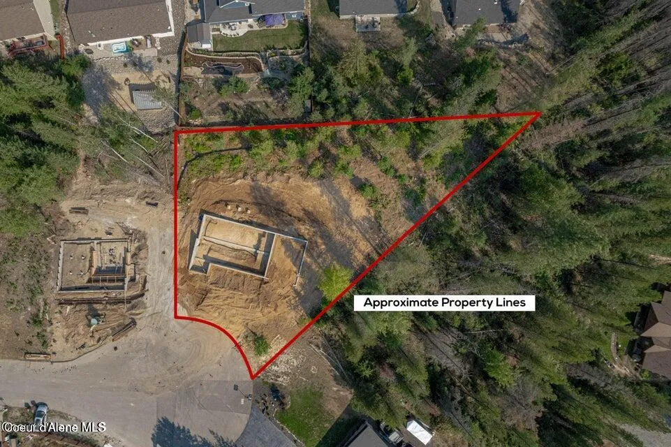 207 Palomino Court Pinehurst, ID 83850