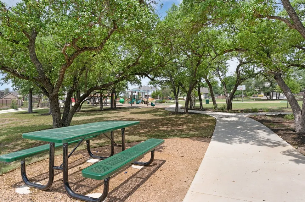 405 Raleigh Drive Georgetown, TX 78633