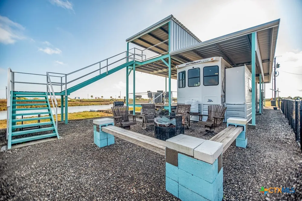 305 Zimmerman Road Port Lavaca, TX 77979