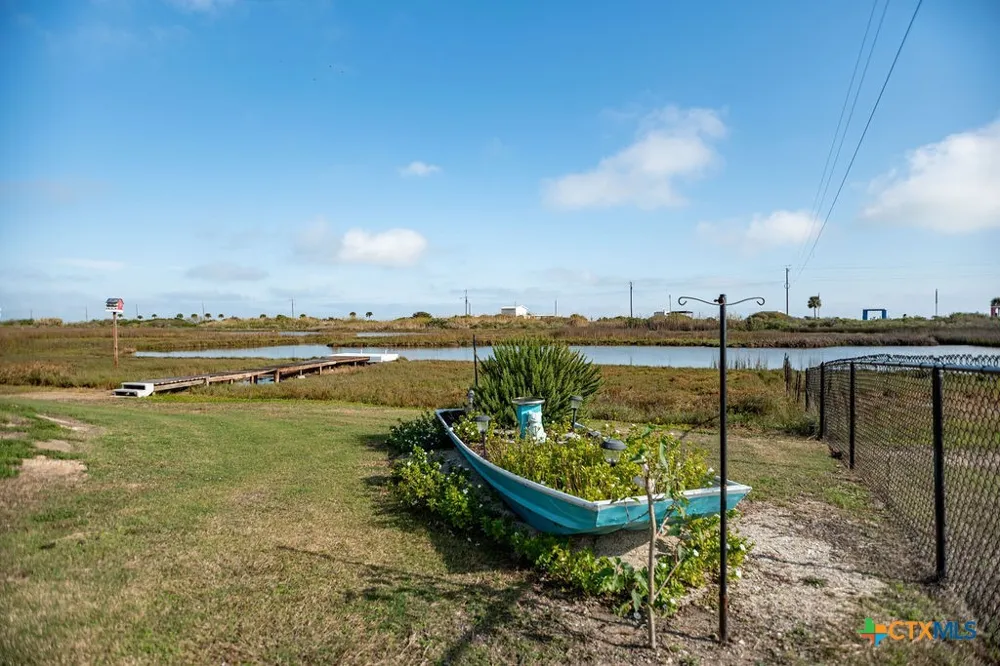305 Zimmerman Road Port Lavaca, TX 77979