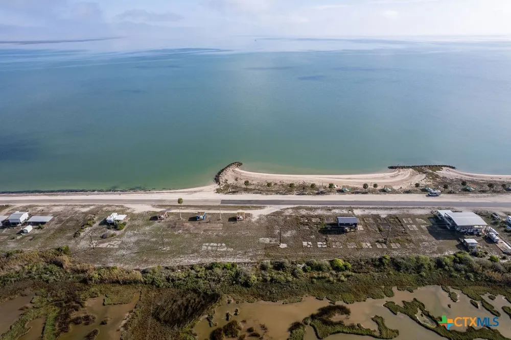 305 Zimmerman Road Port Lavaca, TX 77979