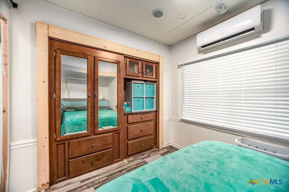 305 Zimmerman Road Port Lavaca, TX 77979