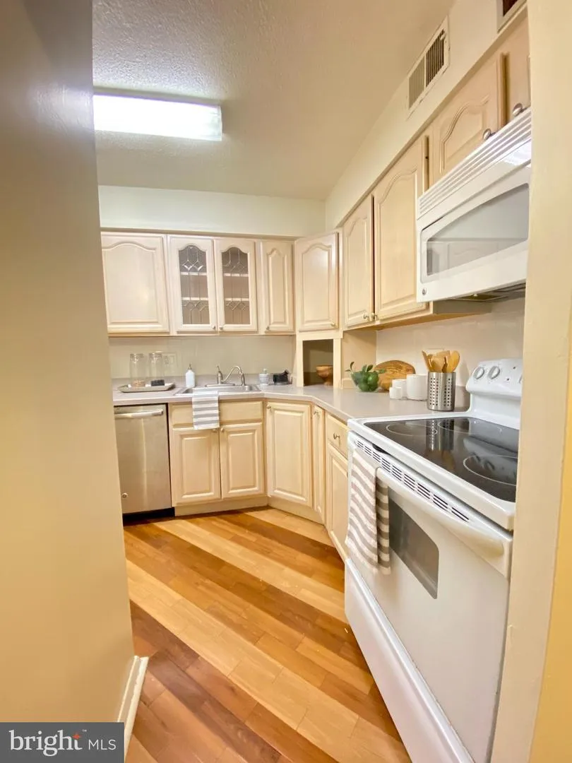 1420 LOCUST STREET #7D Philadelphia, PA 19102