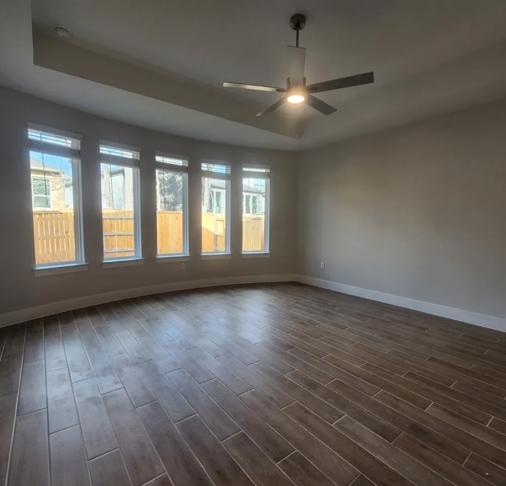 281 Seaside Sparrow Way Kyle, TX 78640