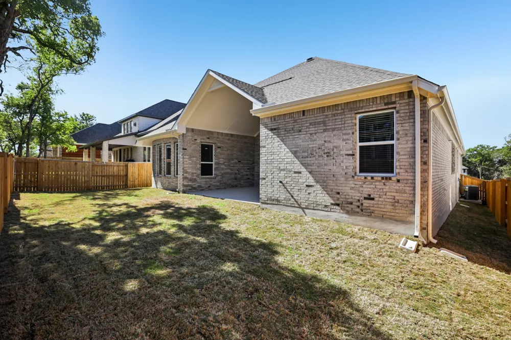 281 Seaside Sparrow Way Kyle, TX 78640