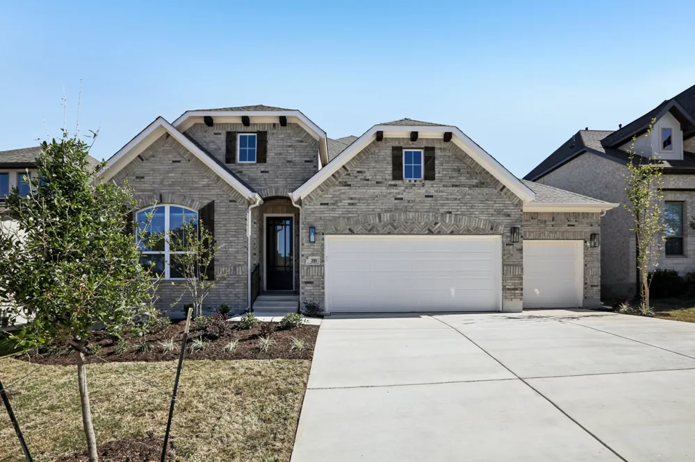 281 Seaside Sparrow Way Kyle, TX 78640