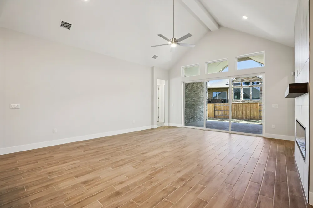 281 Seaside Sparrow Way Kyle, TX 78640