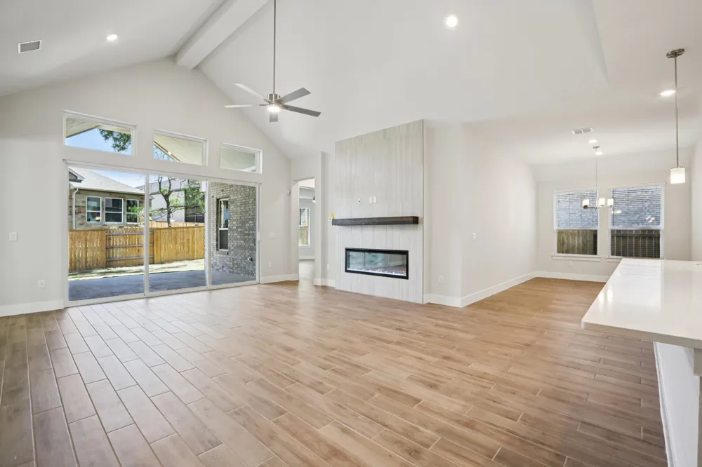281 Seaside Sparrow Way Kyle, TX 78640