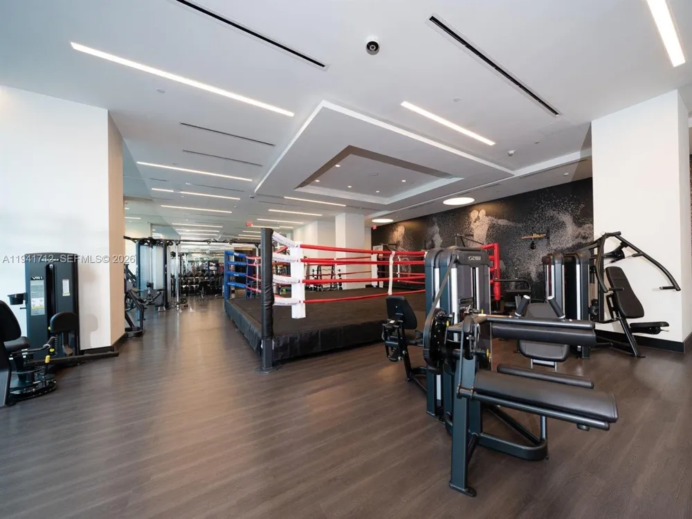 851 NE 1st Ave #3606 Miami, FL 33132
