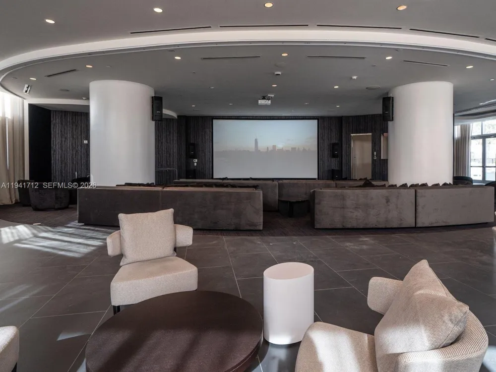 851 NE 1st Ave #3606 Miami, FL 33132