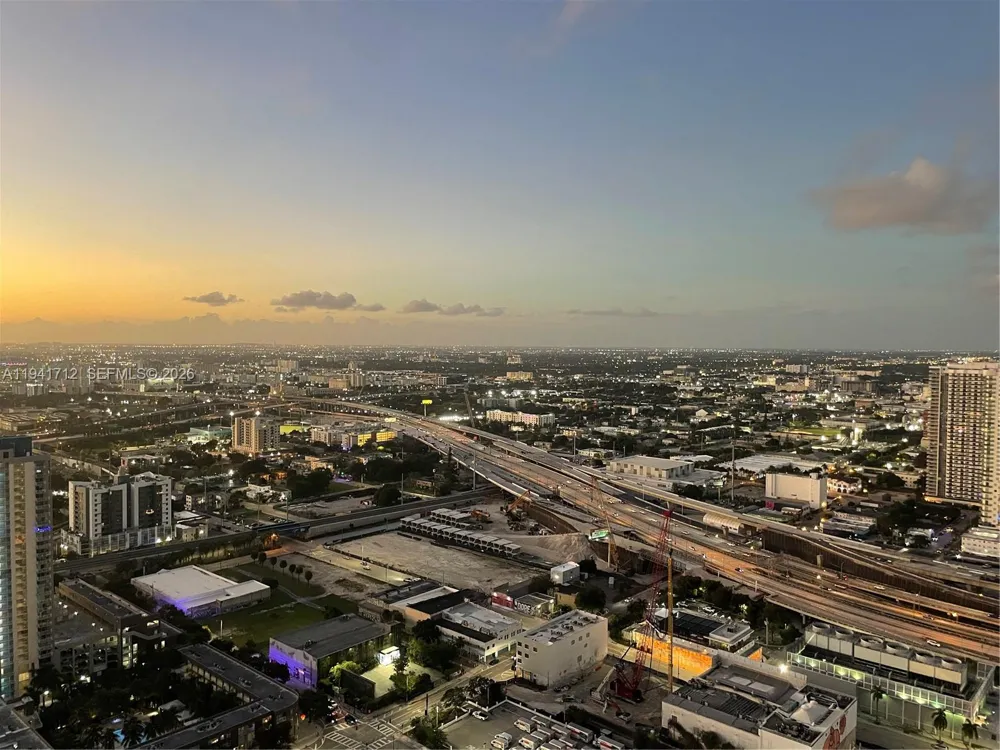 851 NE 1st Ave #3606 Miami, FL 33132