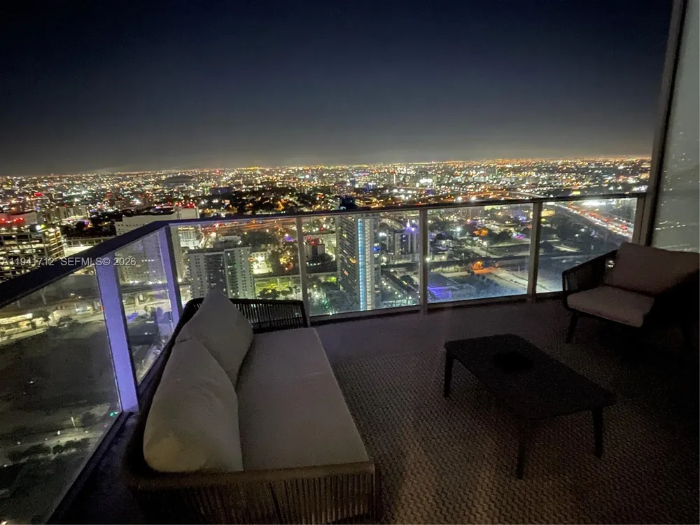 851 NE 1st Ave #3606 Miami, FL 33132