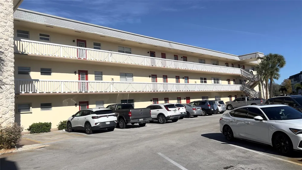 4411 NW 16th Street #207