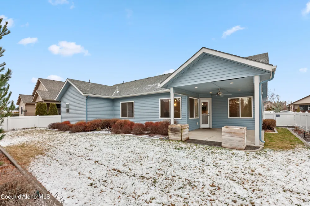 645 W WOODLAWN DRIVE Hayden, ID 83835