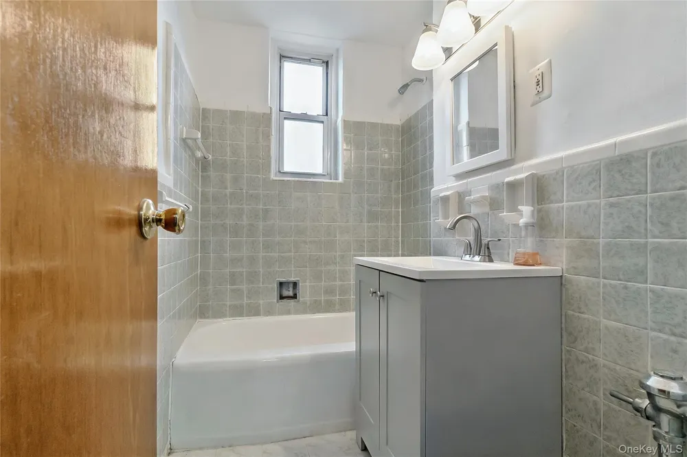 133 Beach 120th Street #1E Rockaway Park, NY 11694