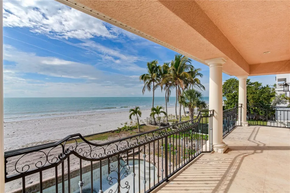 16116 GULF BOULEVARD Redington Beach, FL 33708