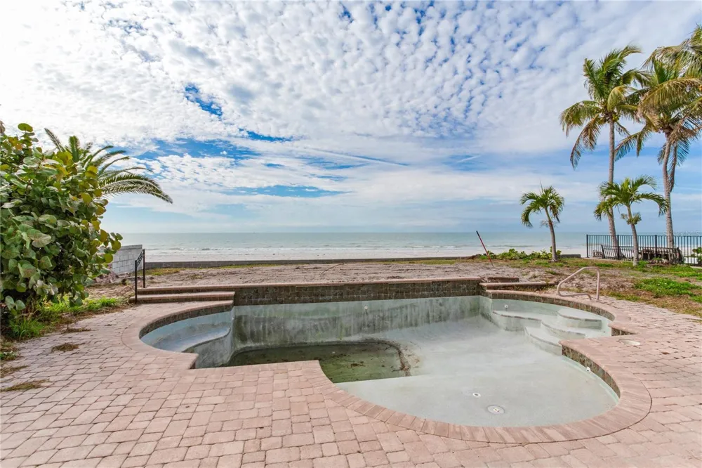 16116 GULF BOULEVARD Redington Beach, FL 33708