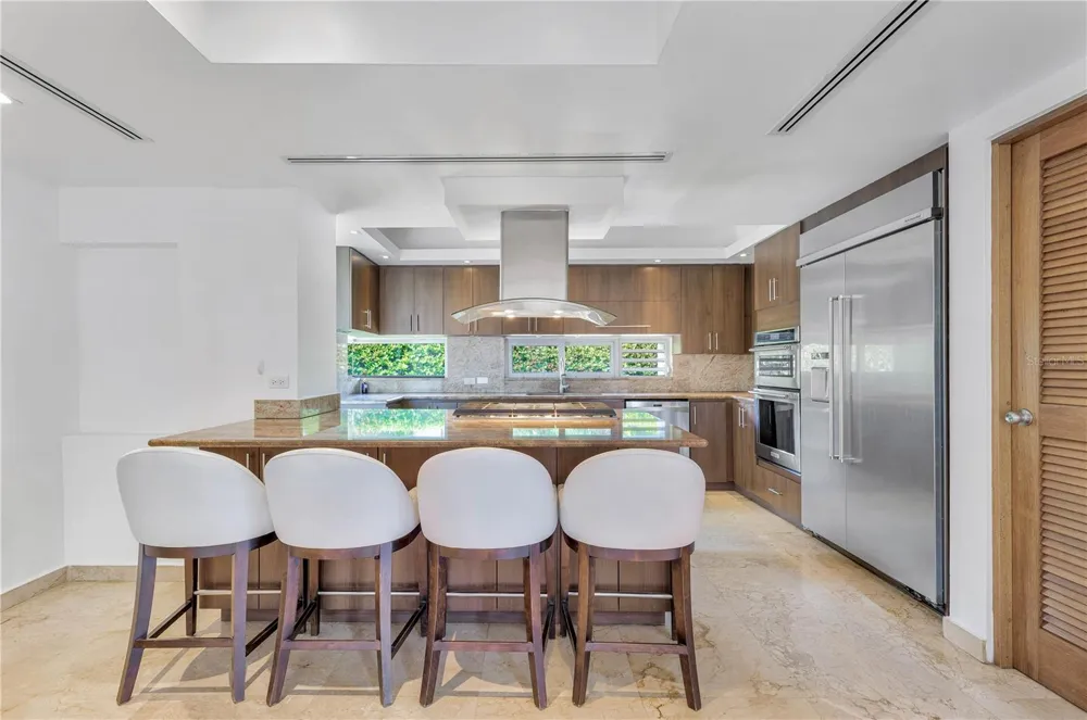 2200 CACIQUE STREET San Juan, PR 00913