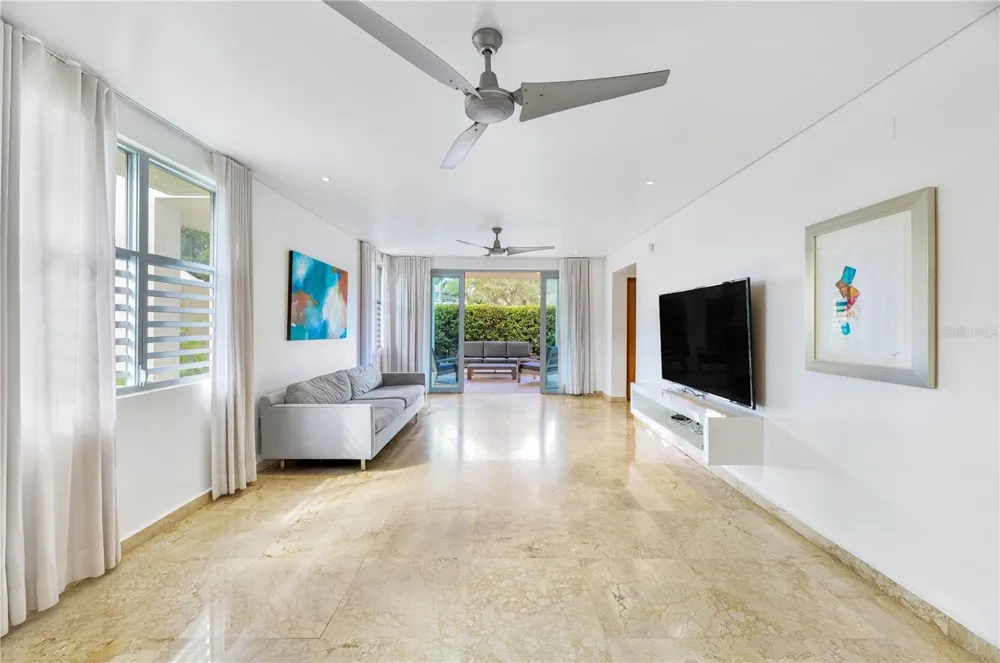 2200 CACIQUE STREET San Juan, PR 00913