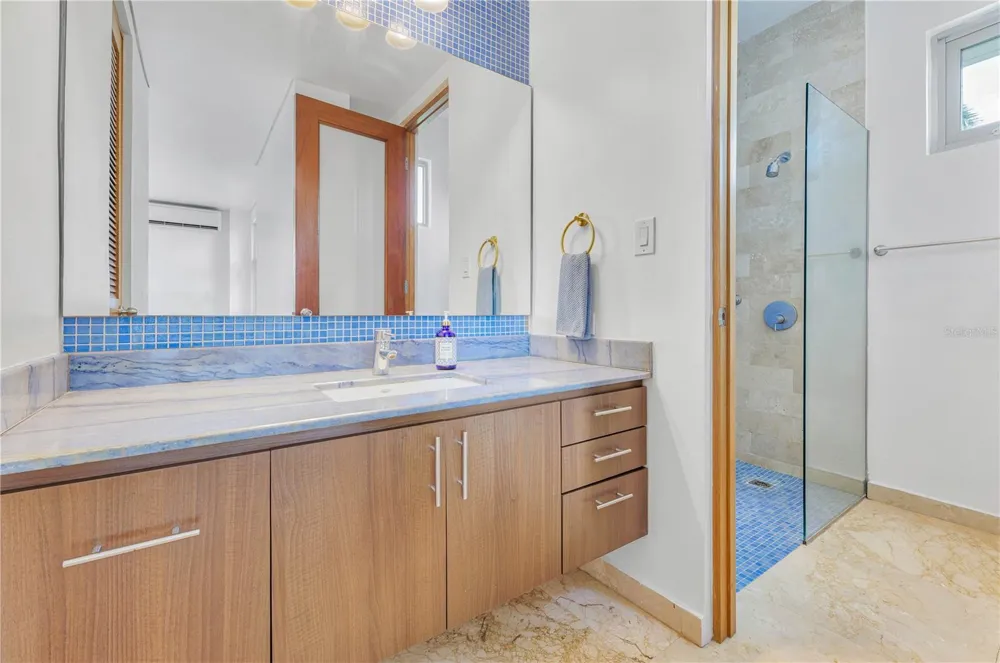 2200 CACIQUE STREET San Juan, PR 00913