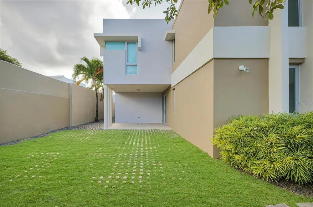 2200 CACIQUE STREET San Juan, PR 00913