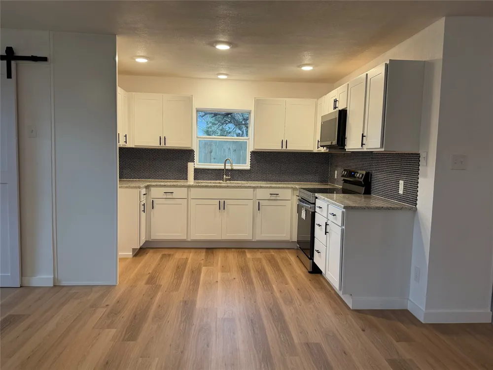 145 County Road 1708 Clifton, TX 76634