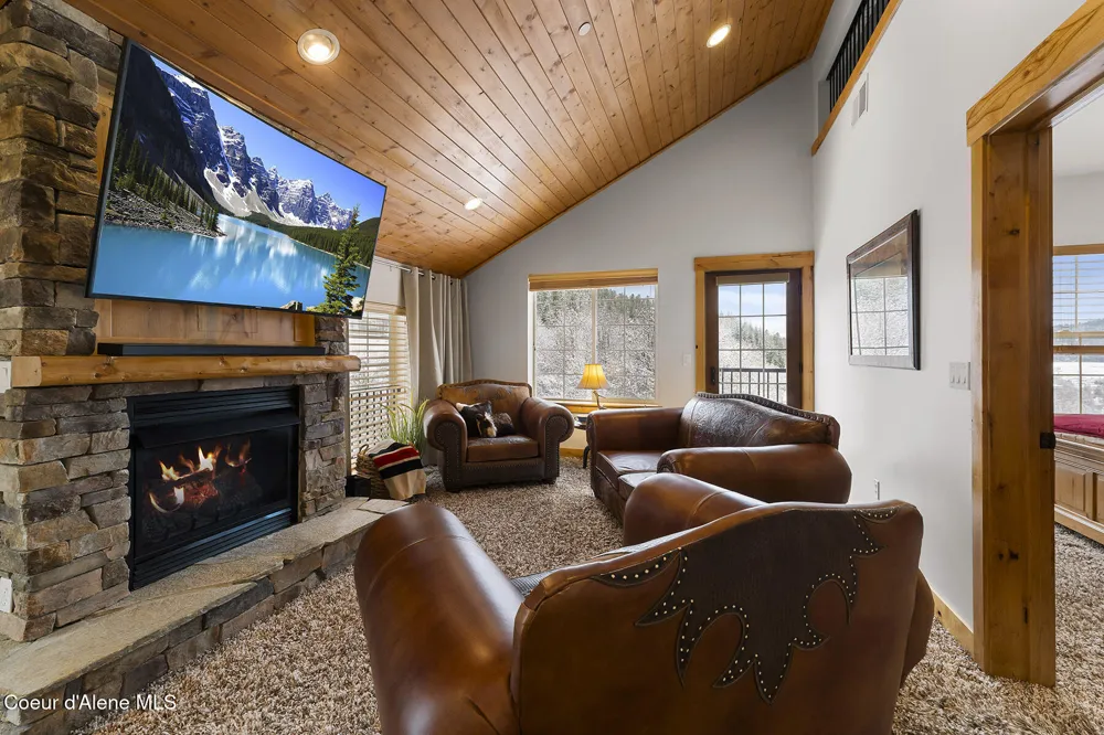 308 Ohio Avenue ## 402 Kellogg, ID 83837