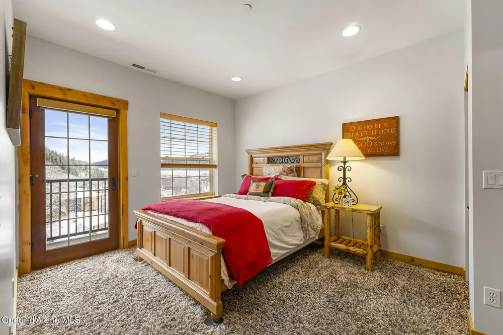 308 Ohio Avenue ## 402 Kellogg, ID 83837