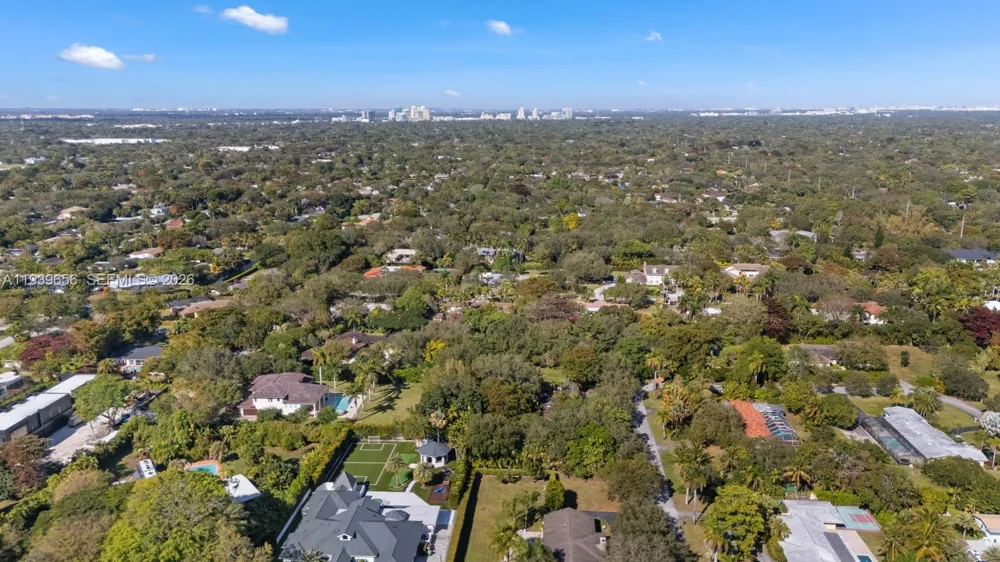 13500 SW 68th Ct Pinecrest, FL 33156