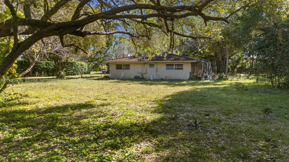 13500 SW 68th Ct Pinecrest, FL 33156