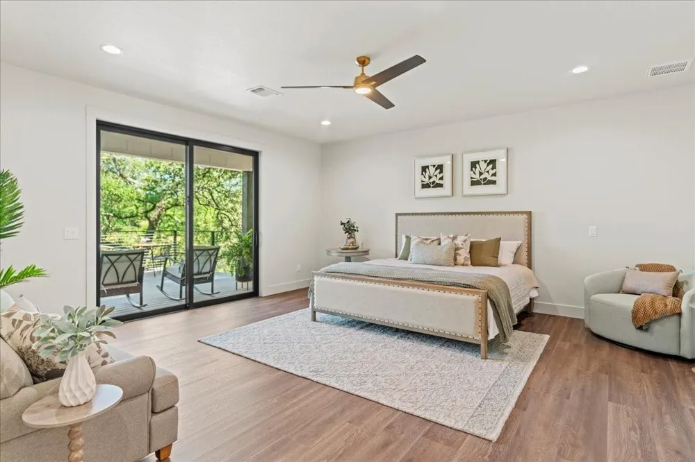 202 Hub Drive Wimberley, TX 78676