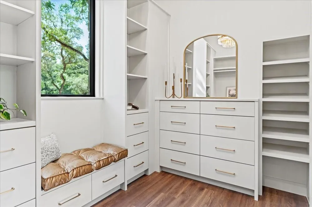202 Hub Drive Wimberley, TX 78676