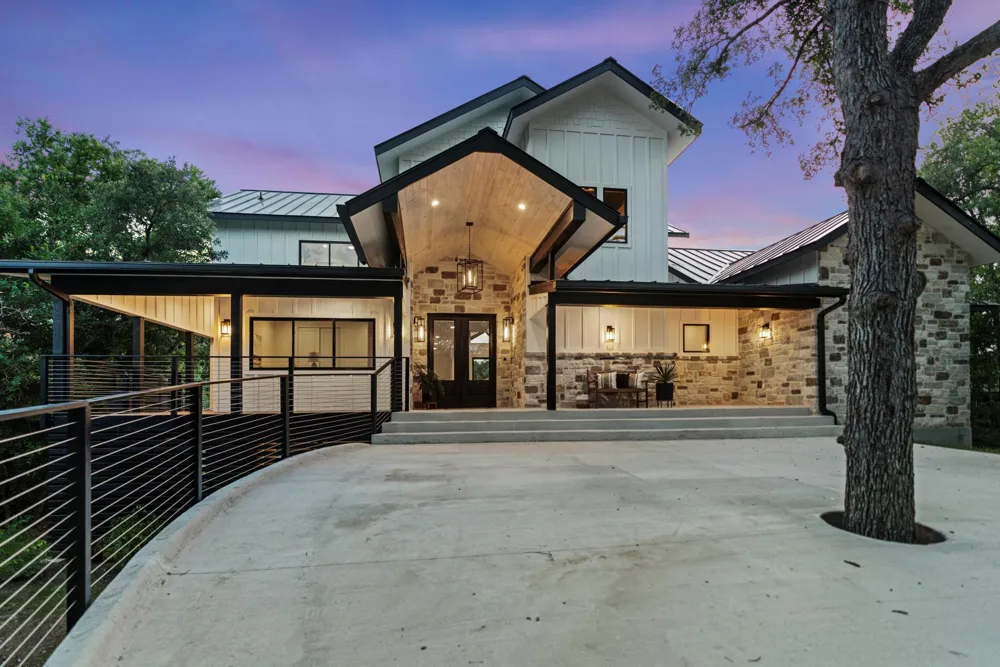 202 Hub Drive Wimberley, TX 78676