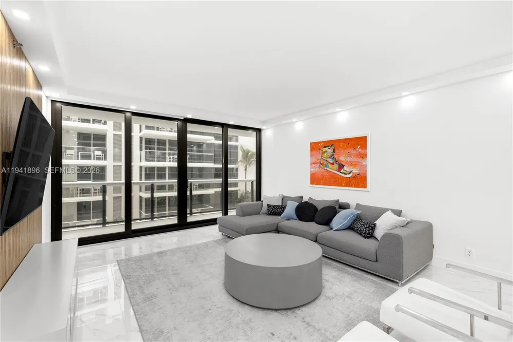 9455 Collins Ave #806 Surfside, FL 33154