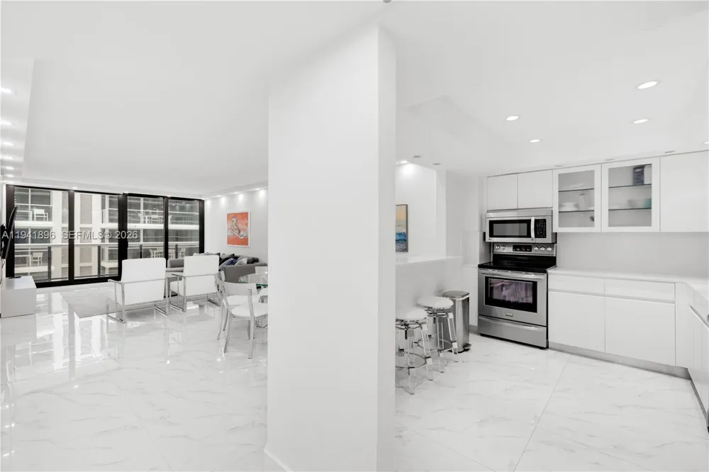 9455 Collins Ave #806 Surfside, FL 33154